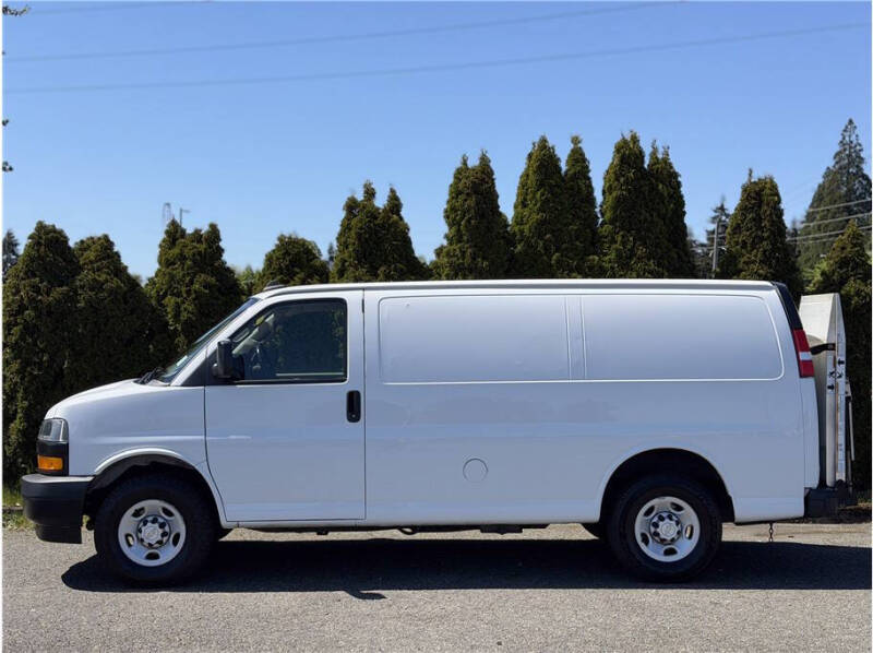 2020 Chevrolet Express 3500