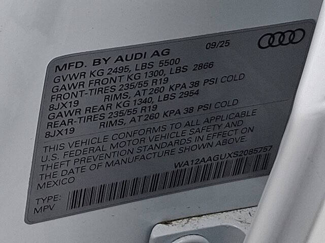 2025 Audi Q5 quattro Premium Plus TFSI