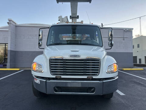 2015 Freightliner M2 106