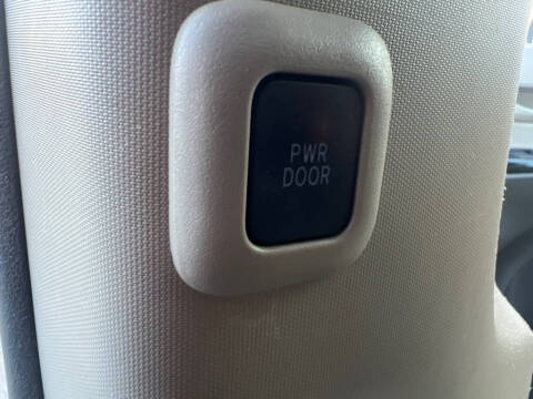 2012 Toyota Sienna