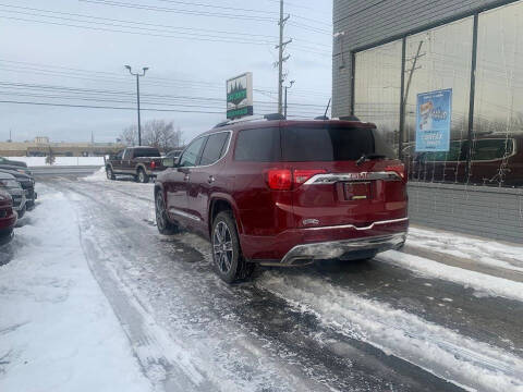 2017 GMC Acadia Denali