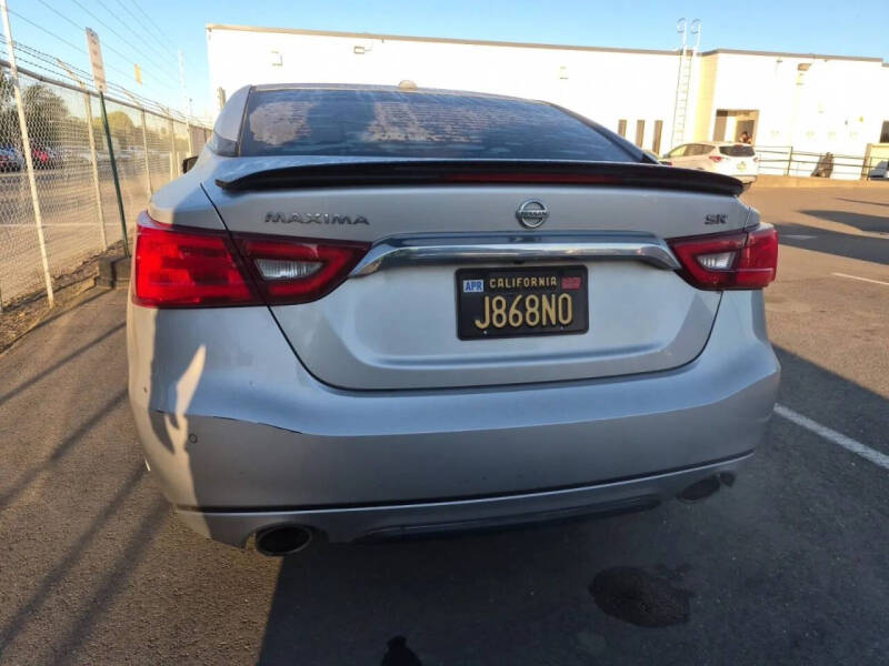 2016 Nissan Maxima