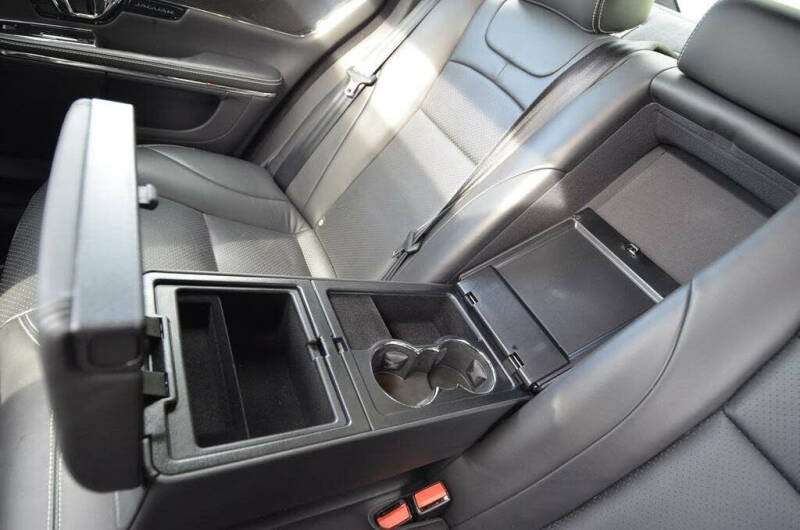 2015 Jaguar XJ Supercharged