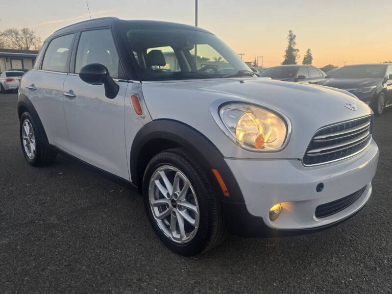 2015 MINI Countryman Cooper