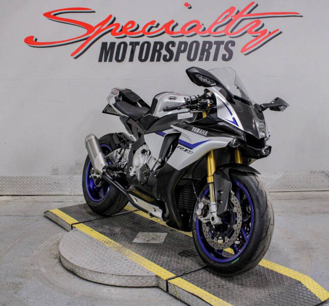 2015 Yamaha YZF-R1M