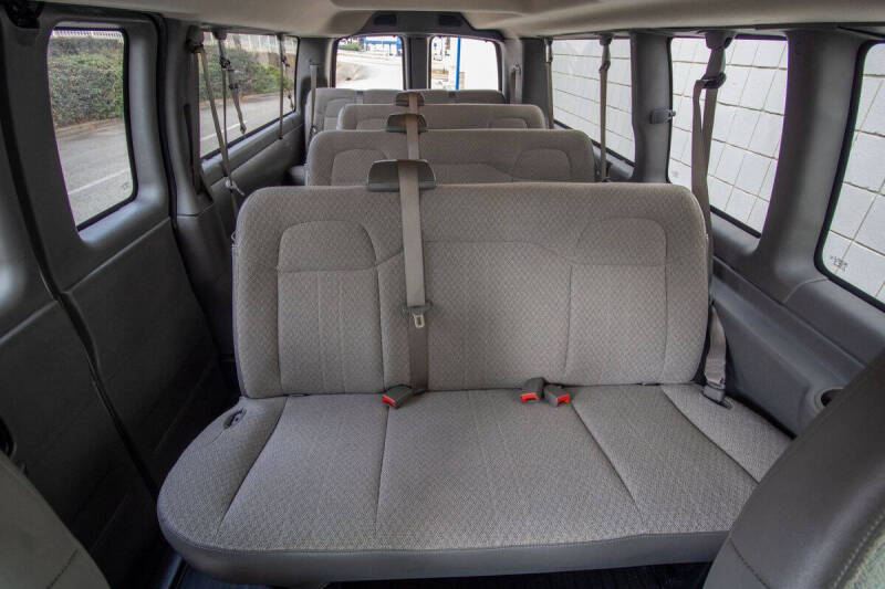 2017 Chevrolet Express LT 3500