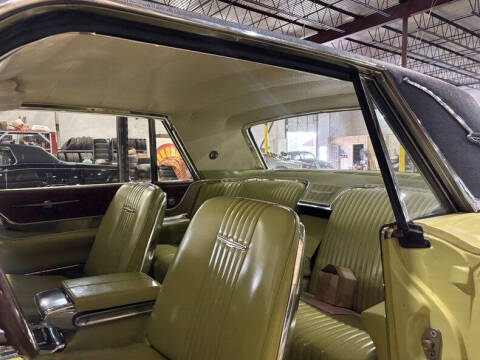 1964 Ford Thunderbird