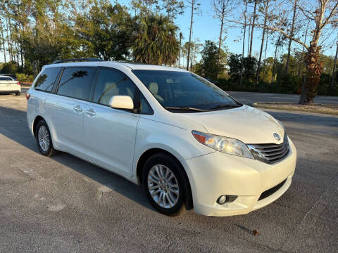 2015 Toyota Sienna