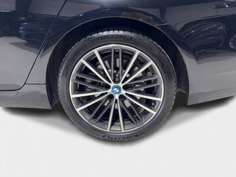 2022 BMW 5 Series 530e xDrive