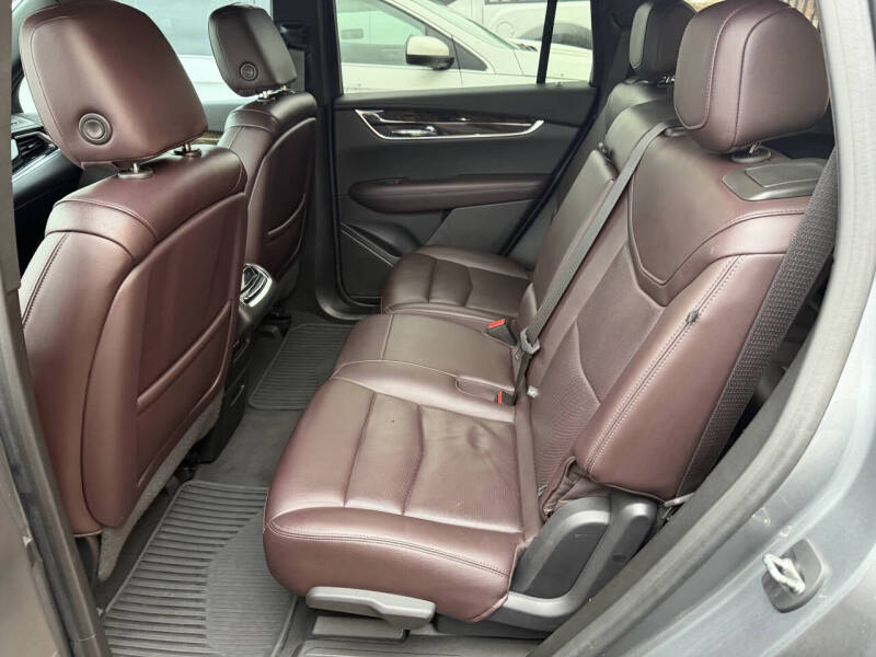 2021 Cadillac XT6 Premium Luxury