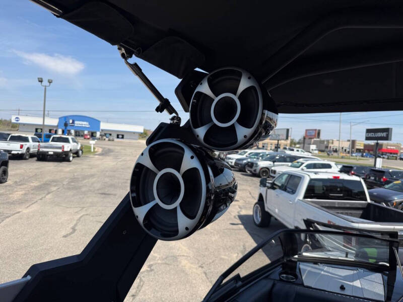 2021 Malibu LSV23