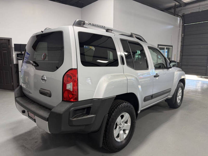 2013 Nissan Xterra S