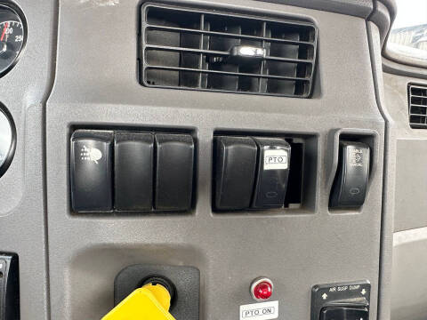 2014 Peterbilt 579