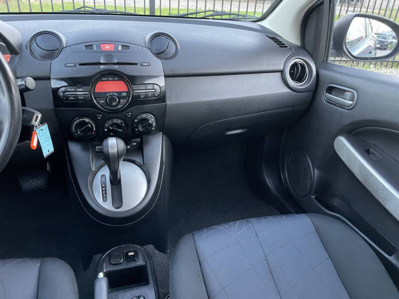 2014 Mazda MAZDA2 Sport