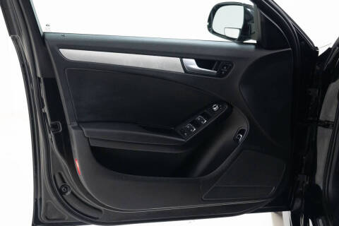 2016 Audi A4 2.0T quattro Premium