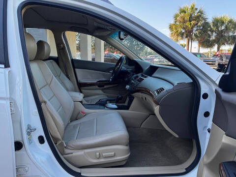 2010 Honda Accord EX-L V6 w/Navi