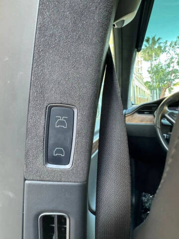 2020 Tesla Model X Long Range Plus