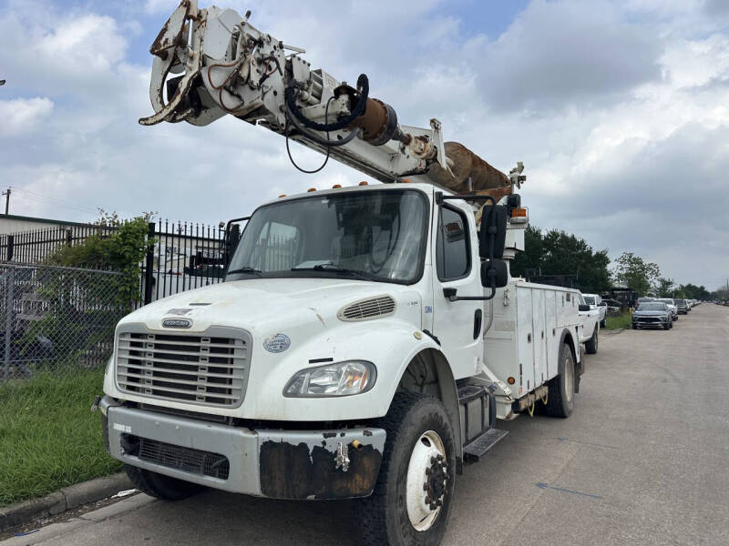 2015 Freightliner M2 106