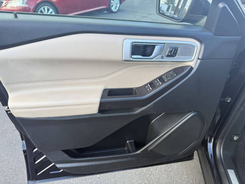 2020 Ford Explorer Limited