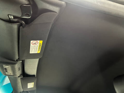 2005 Ford Thunderbird Deluxe