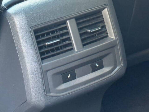 2022 Volkswagen Atlas Cross Sport V6 SEL Premium R-Line 4Motion