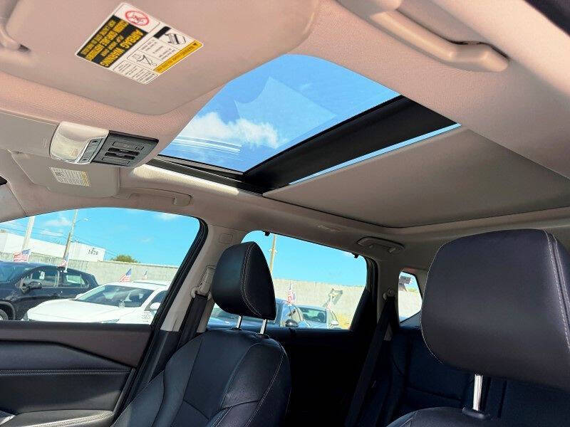 2021 Nissan Rogue SL