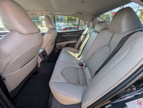 2018 Toyota Camry SE