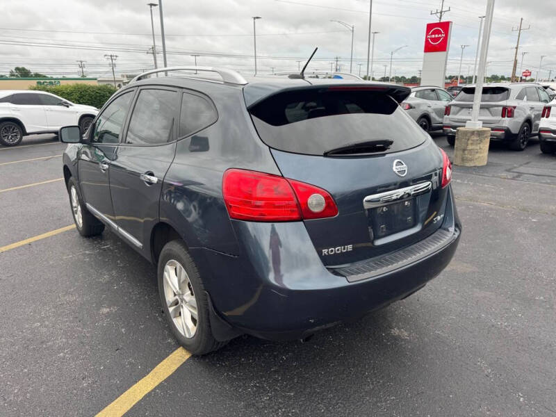 2013 Nissan Rogue SV