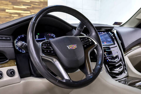 2020 Cadillac Escalade Luxury