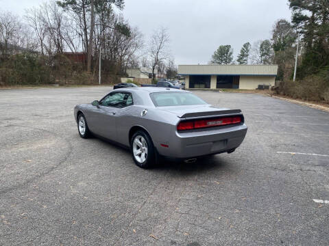 2013 Dodge Challenger SXT