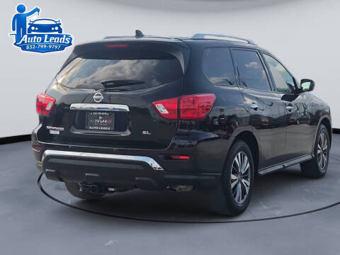 2019 Nissan Pathfinder SL