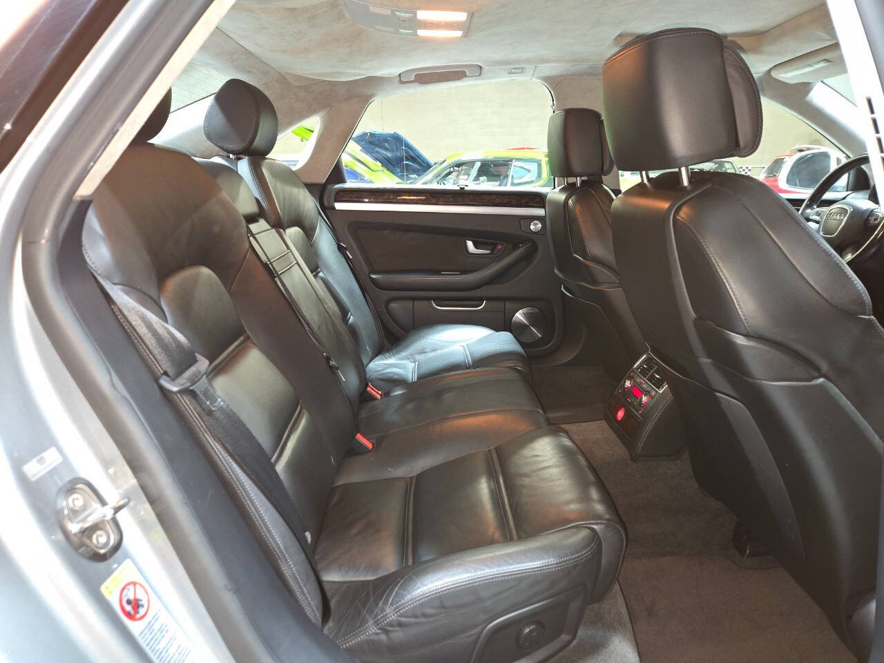 2008 Audi S8 54