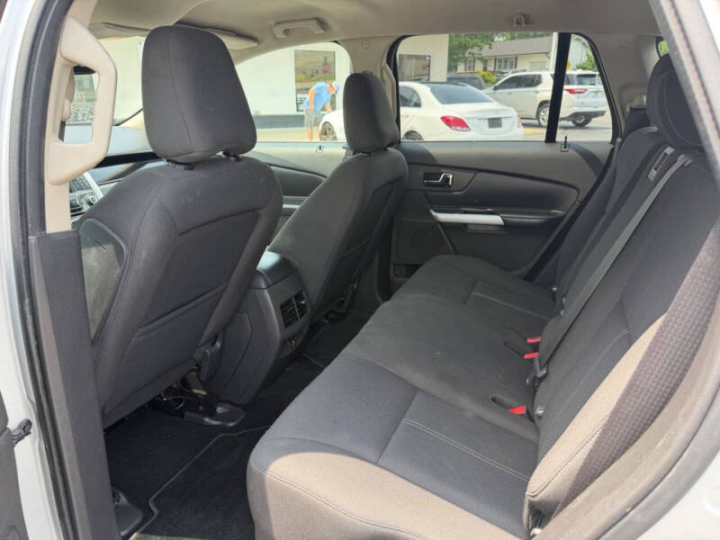 2011 Ford Edge SE