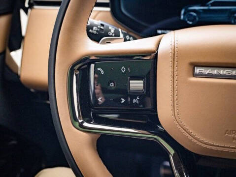 2025 Land Rover Range Rover Sport P460e Dynamic SE