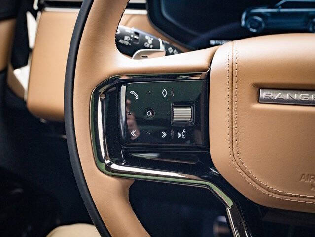 2025 Land Rover Range Rover Sport P460e Dynamic SE