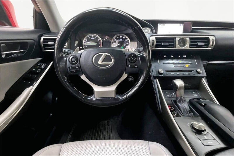 2016 Lexus IS 300