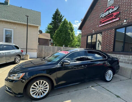 2017 Volkswagen Passat for sale at Tom's Auto Sales in Milwaukee WI