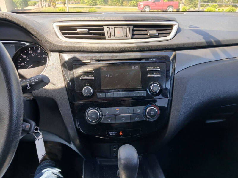 2015 Nissan Rogue S
