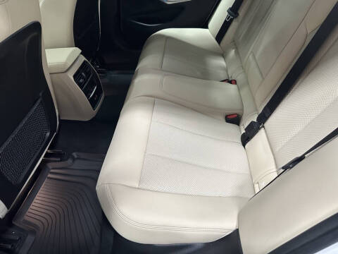 2023 BMW 3 Series 330i xDrive