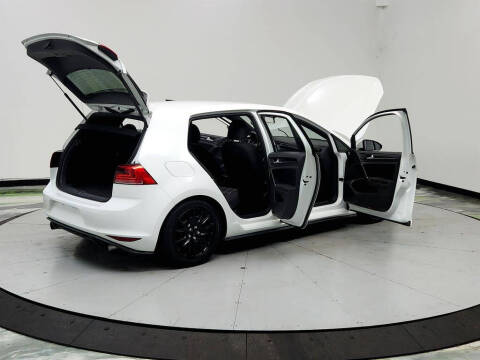 2017 Volkswagen Golf GTI S