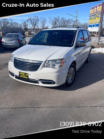 2012 Chrysler Town and Country for sale at Cruze-In Auto Sales in East Peoria IL