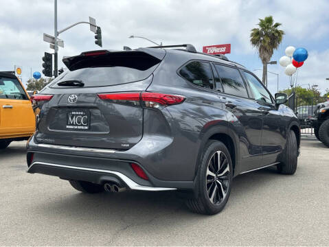 2022 Toyota Highlander XSE