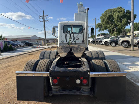2017 Mack Pinnacle