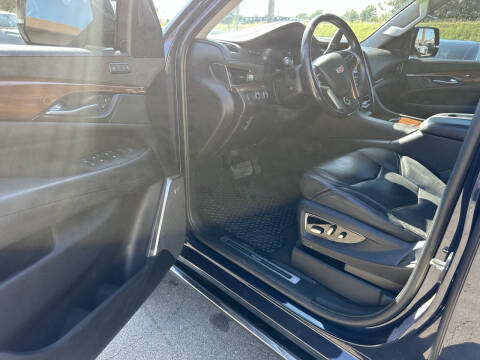 2018 Cadillac Escalade ESV Premium Luxury