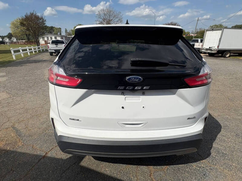 2023 Ford Edge