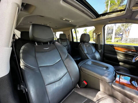 2020 Cadillac Escalade ESV Luxury