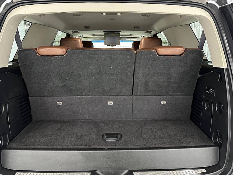 2017 Cadillac Escalade Premium Luxury