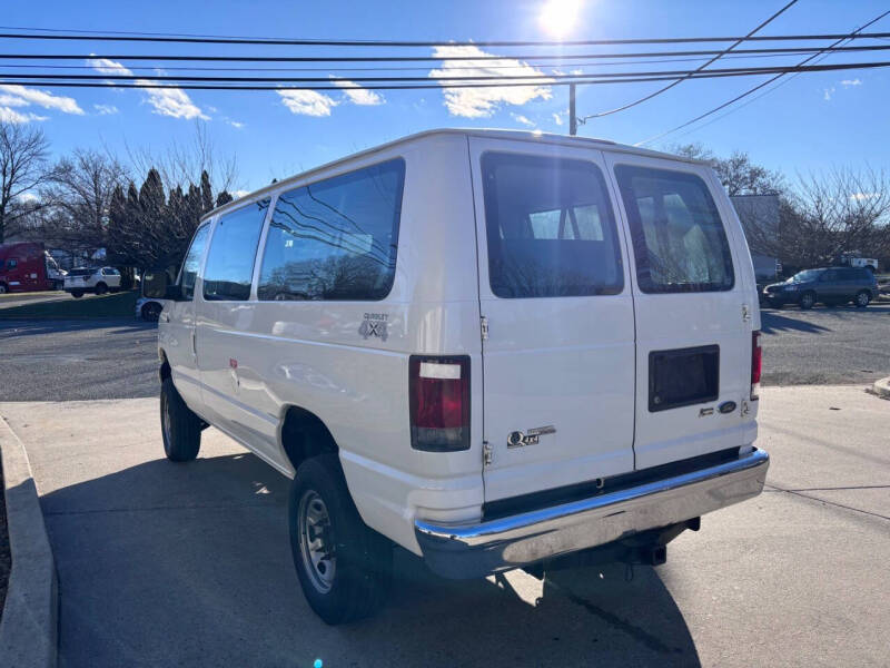 2012 Ford E-Series E-350 SD XLT
