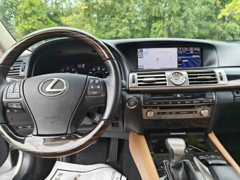 2013 Lexus LS 460