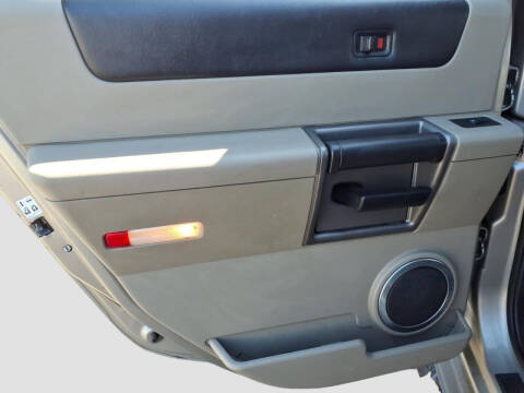 2004 HUMMER H2